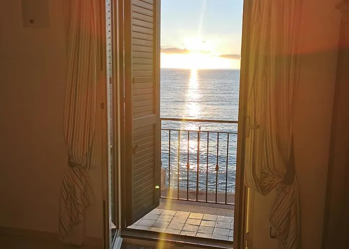 Alojamento de Acomodação e Pequeno-almoço Miramare