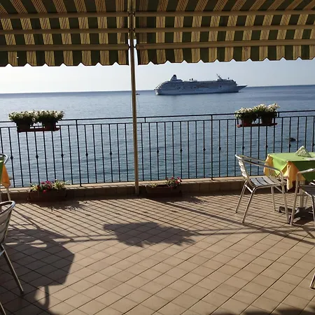 فندق مبيت وإفطار Miramare