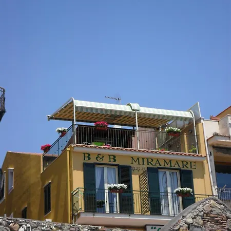 Oda ve Kahvaltı Miramare